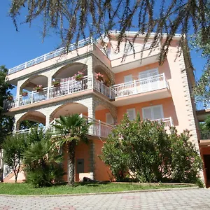 hotellátogatás